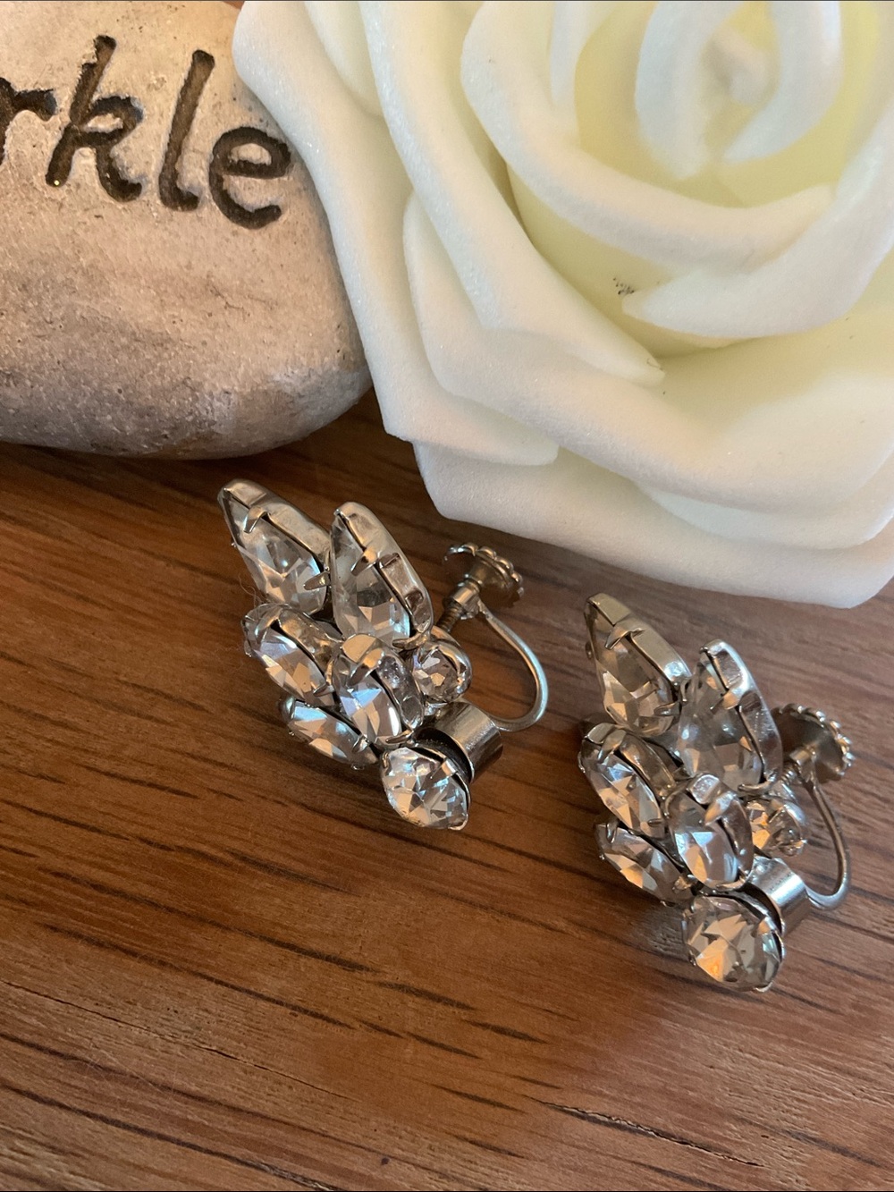 Sherman Signed Rhinestone Cluster Screw-Back Earrings Vintage - Picture 5 of 6